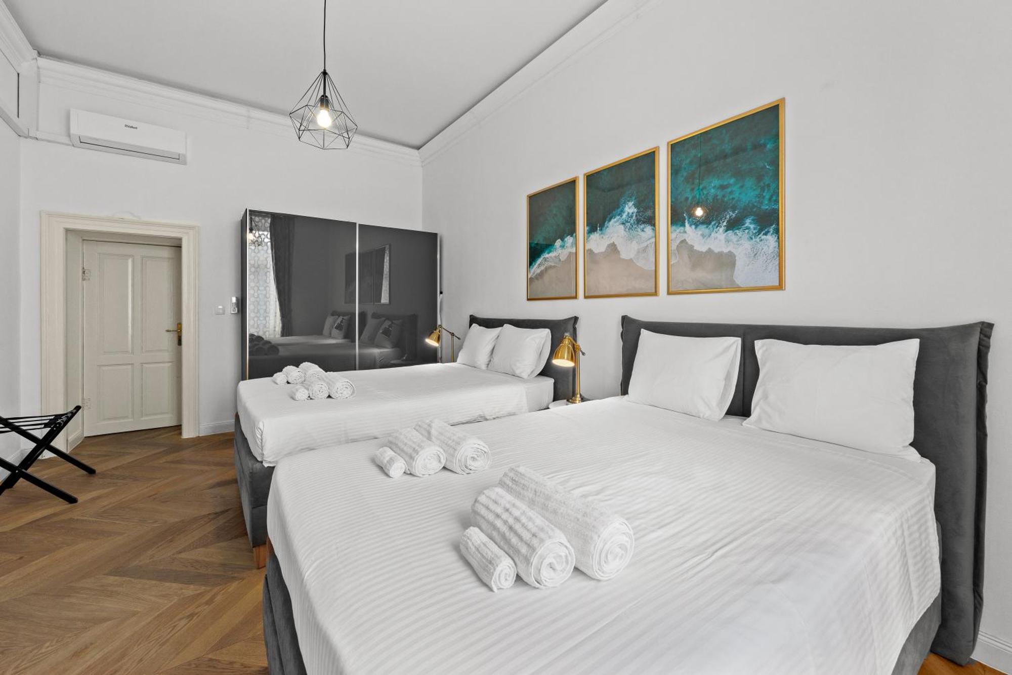 Augier - Elegant & Spacious - Centre Apartma
